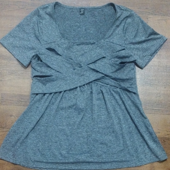 SHEIN Tops - SHEIN Heather Gray Short Sleeve Top